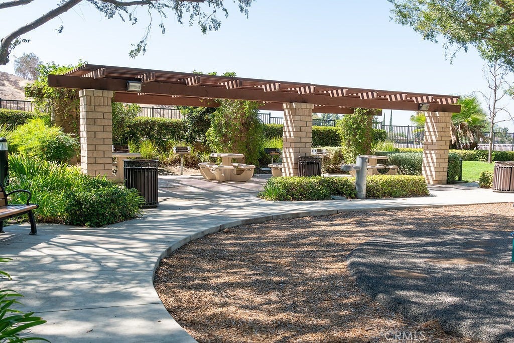 9789 Winterberry Drive