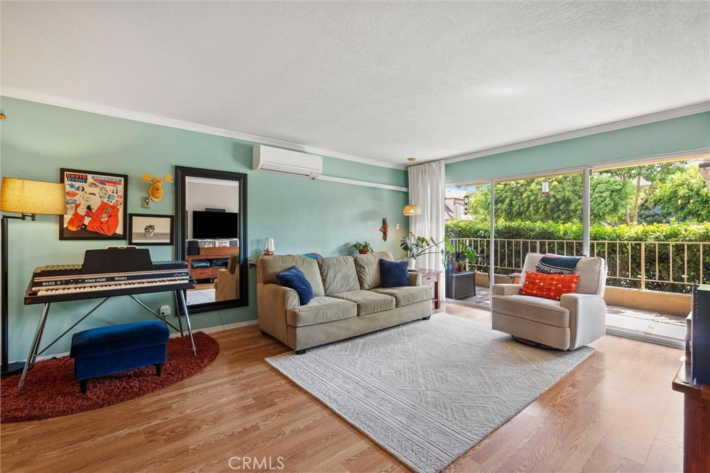 401 W 5th Street 1A