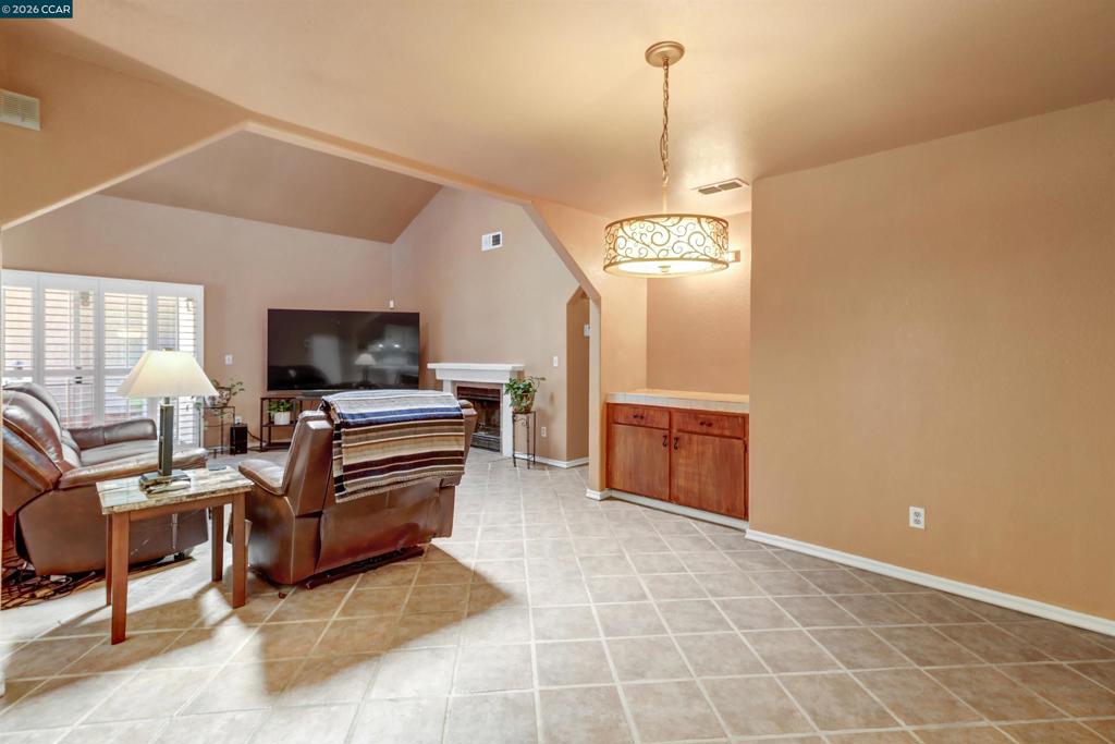 209 Cedar Rock Cir