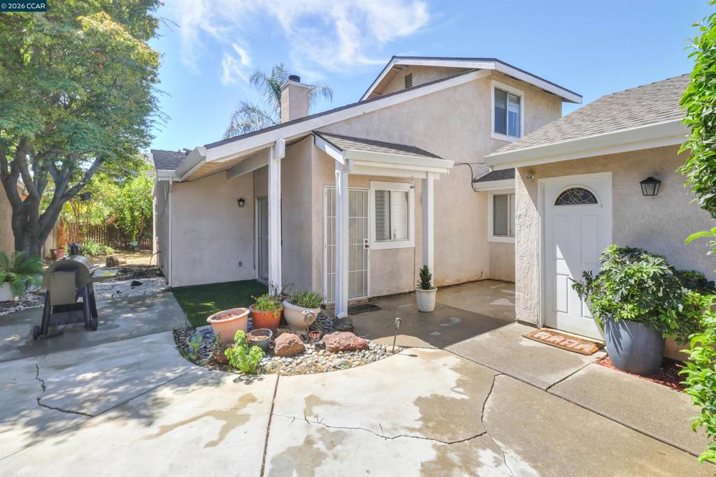 209 Cedar Rock Cir