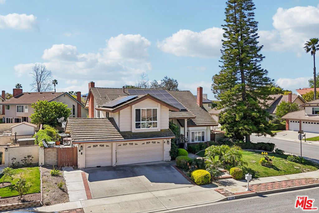 Photo of 2136 Mccrea Road, Thousand Oaks, CA 91362 (MLS # 25627289)