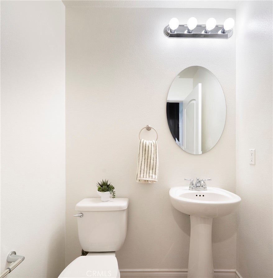94 Hedge Bloom, Irvine CA 92618 - Photo 8