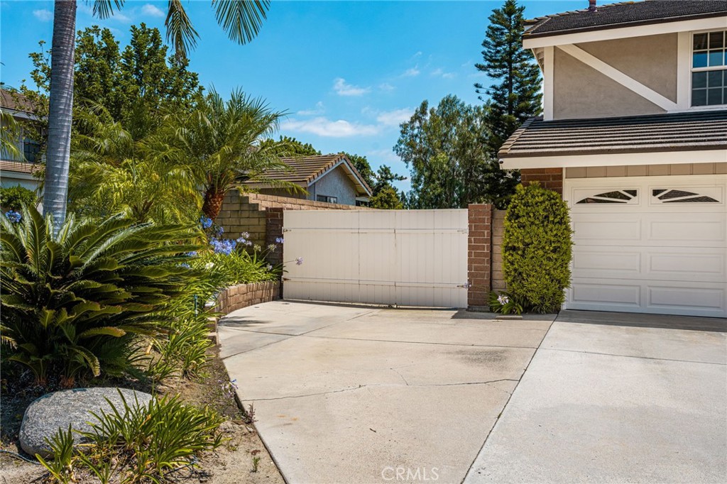 20660 Vista Del Sol