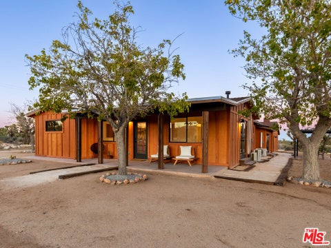 Photo of 57625 Buena Vista Drive, Yucca Valley, CA 92284 (MLS # 26103130)