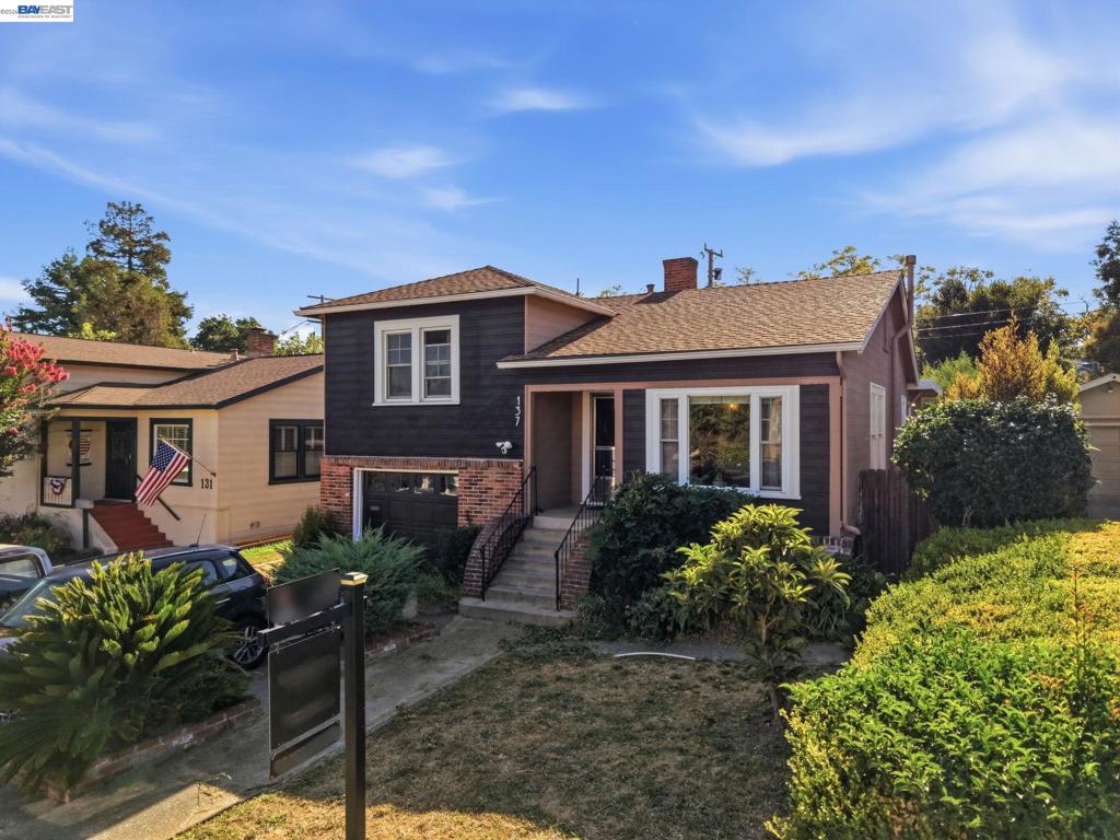 137 Viewmont Avenue