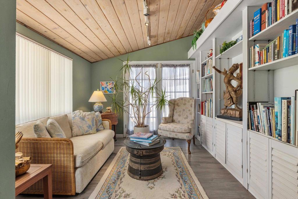 1556 Via Rancho Parkway