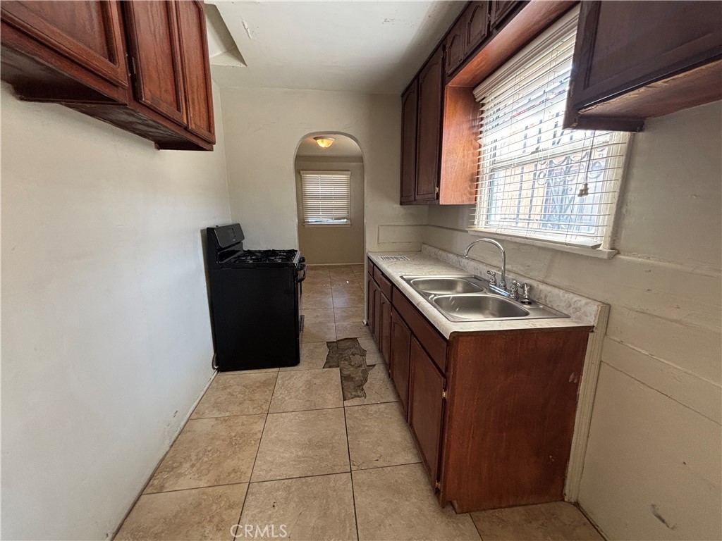 1434 W 92nd Street