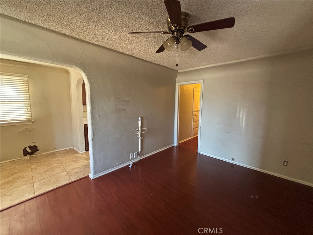 1434 W 92nd Street