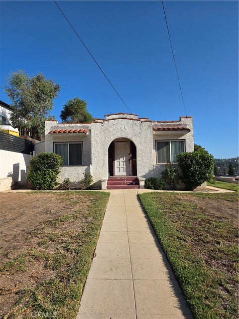 Photo of 4528 College View AVE, Los Angeles, CA 90041 (MLS # CV26215780)