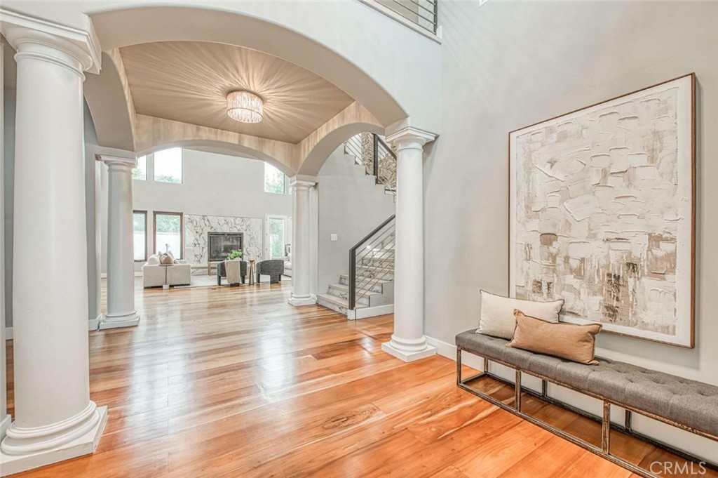 2283 E Sarazen