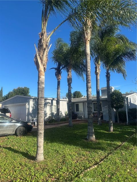 Photo of 14356 Herron, Sylmar, CA 91342 (MLS # SR26008951)