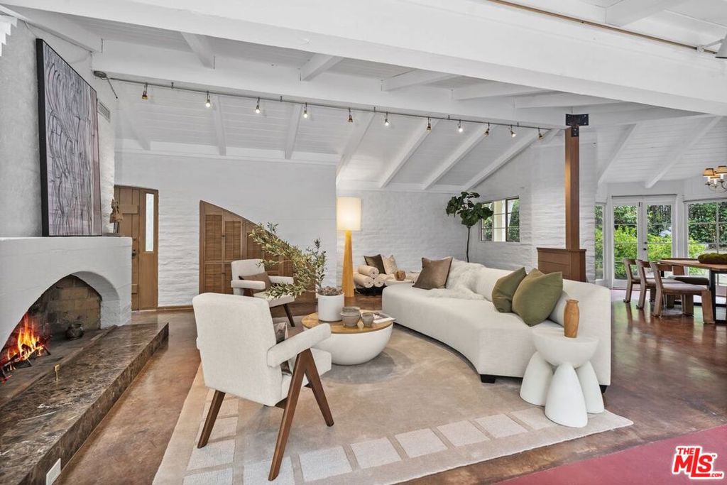 1818 Old Ranch Road
