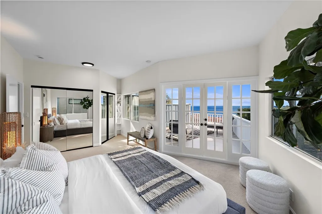 Laguna Beach, California 92651, United States, 6 Bedrooms Bedrooms, ,6 BathroomsBathrooms,Residential,Active,88927