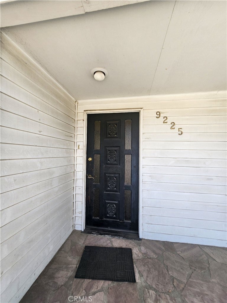 9225 Telfair