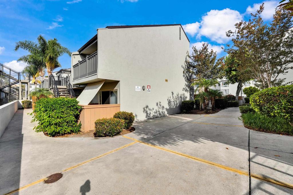 4182 Mount Alifan J