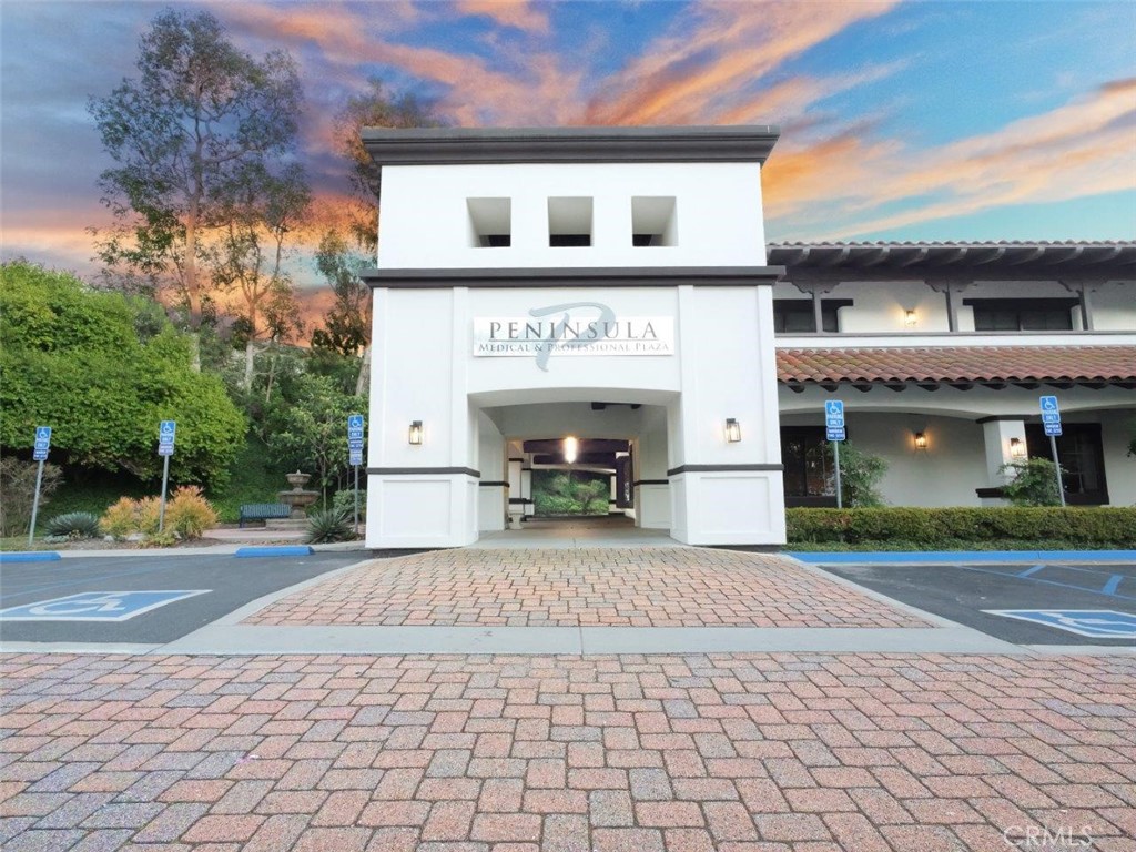 25550 Hawthorne Boulevard 100