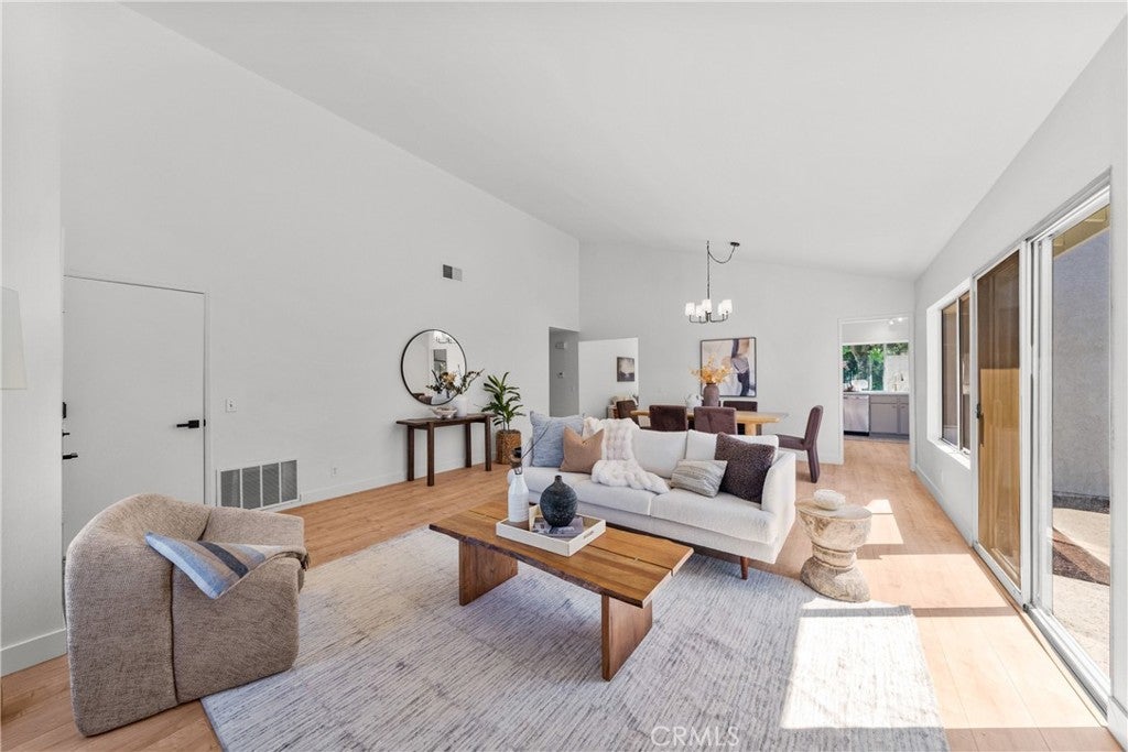 1212 Candlewood