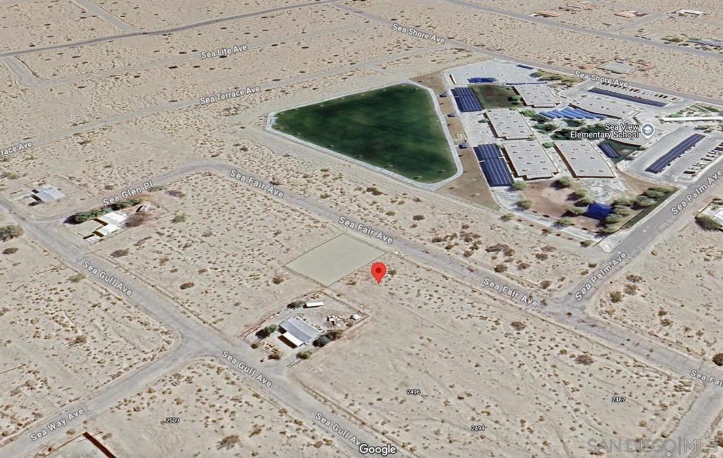 Open possibilities for investment or development. Close to grocery store, gas station, school, restaurant. AGENT OWNED.