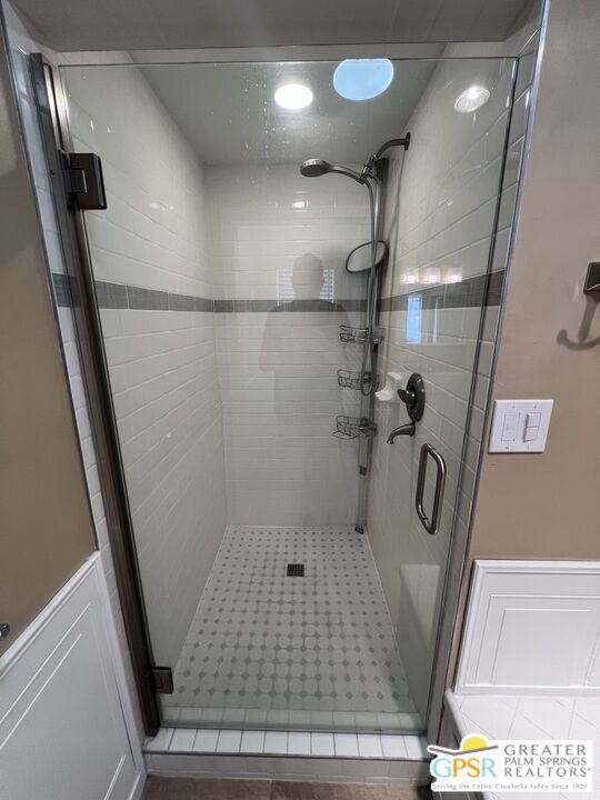 Country Club - Residential Lease