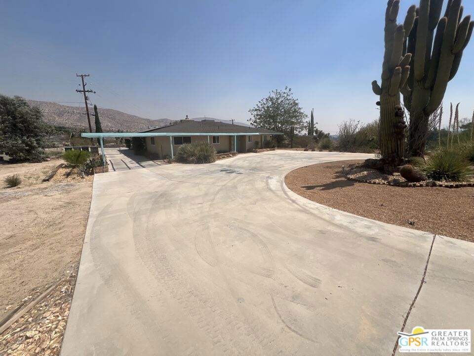 Country Club - Residential Lease