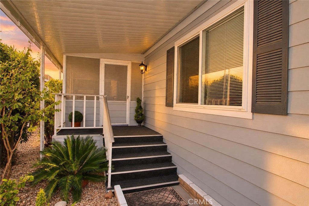 54999 Martinez Trail 55