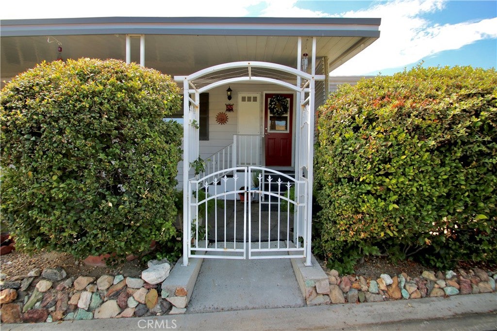 54999 Martinez Trail 55