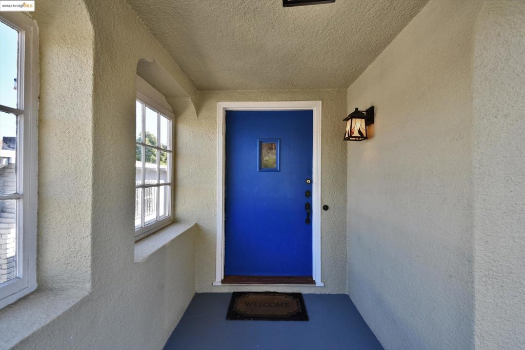 5459 Brookdale Ave.