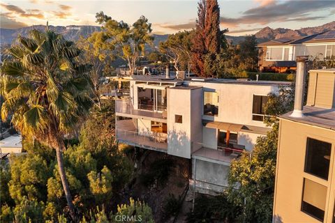 5675 Spreading Oak Drive Los Angeles CA 90068