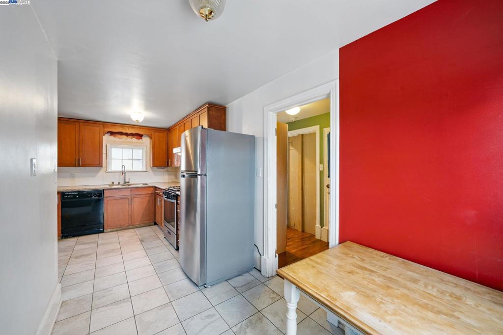 OLD NORTH SIDE - Residential