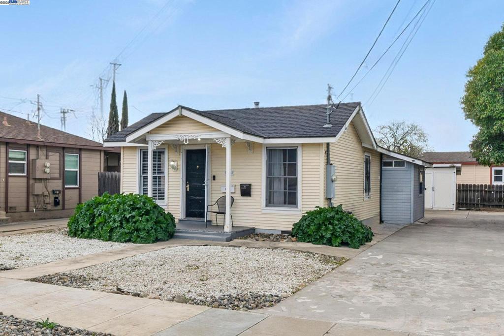 OLD NORTH SIDE - Residential