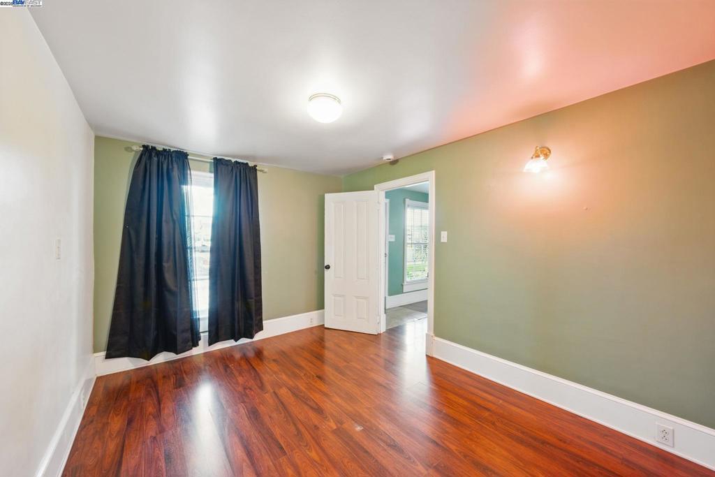 OLD NORTH SIDE - Residential