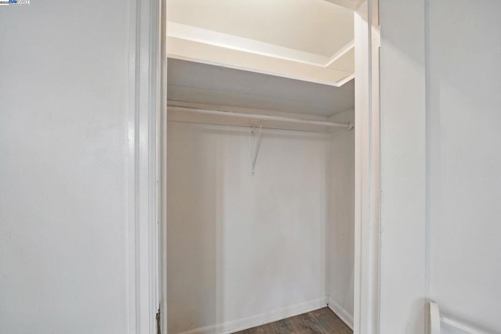 OLD NORTH SIDE - Residential