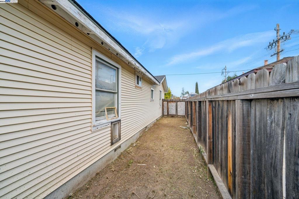 OLD NORTH SIDE - Residential