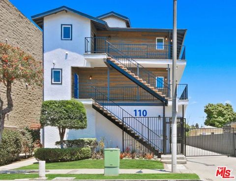 Photo of 110 S Eucalyptus Avenue #5, Inglewood, CA 90301 (MLS # 25624803)