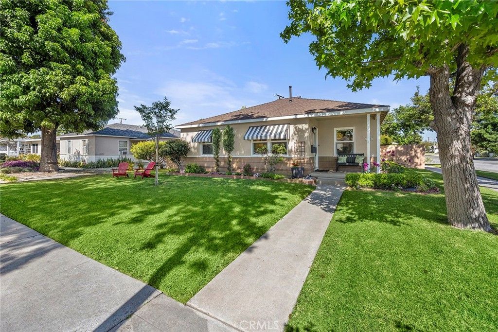 Photo of 300 N Wayne Ave, Fullerton, CA 92833 (MLS # PW26086056)