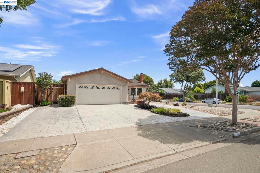 36294 Darvon St ST, Newark CA 94560