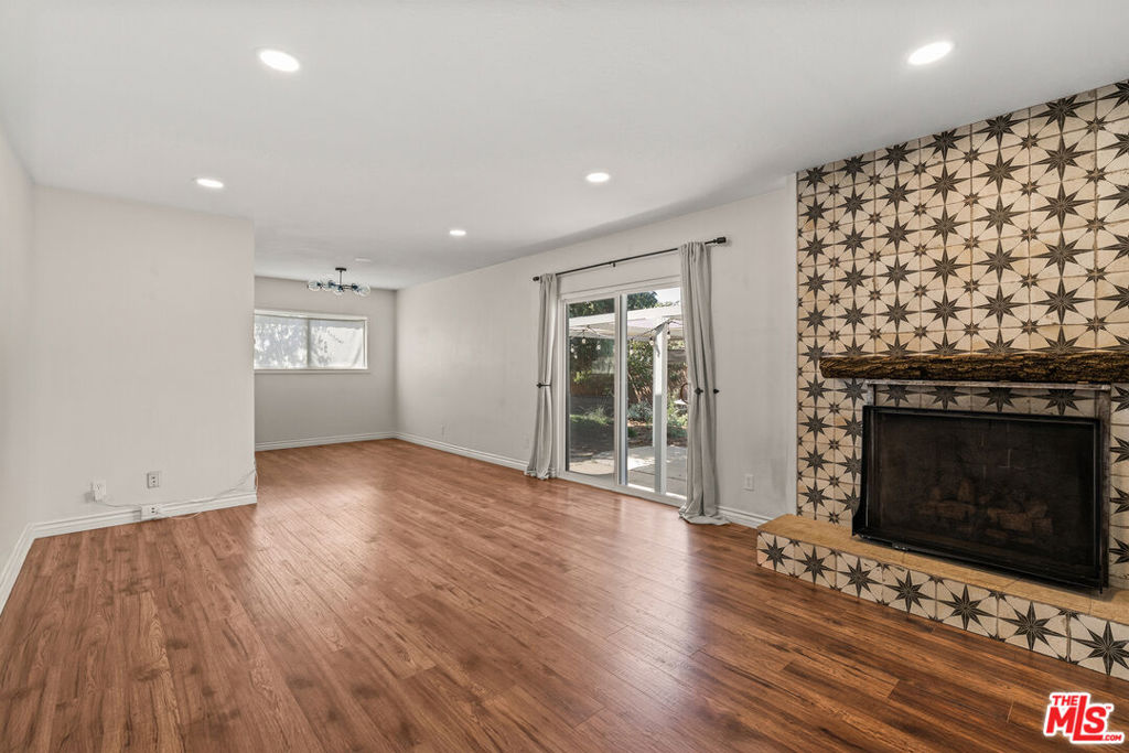 713 S Orchard Avenue