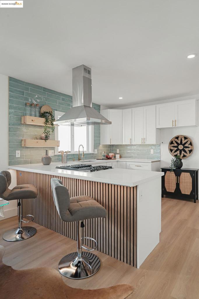 OAKLAND - Residential