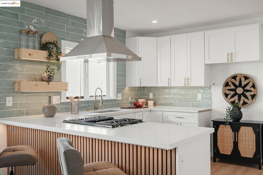 OAKLAND - Residential