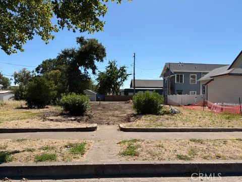 Photo of 541 Jefferson st ST, Red Bluff, CA 96080 (MLS # SN26162501)