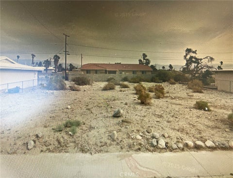 Photo of 332 E Avenida Cerca, Palm Springs, CA 92262 (MLS # SB26193118)