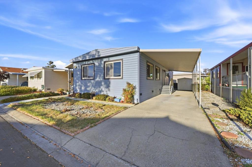307 Santa Paula 307