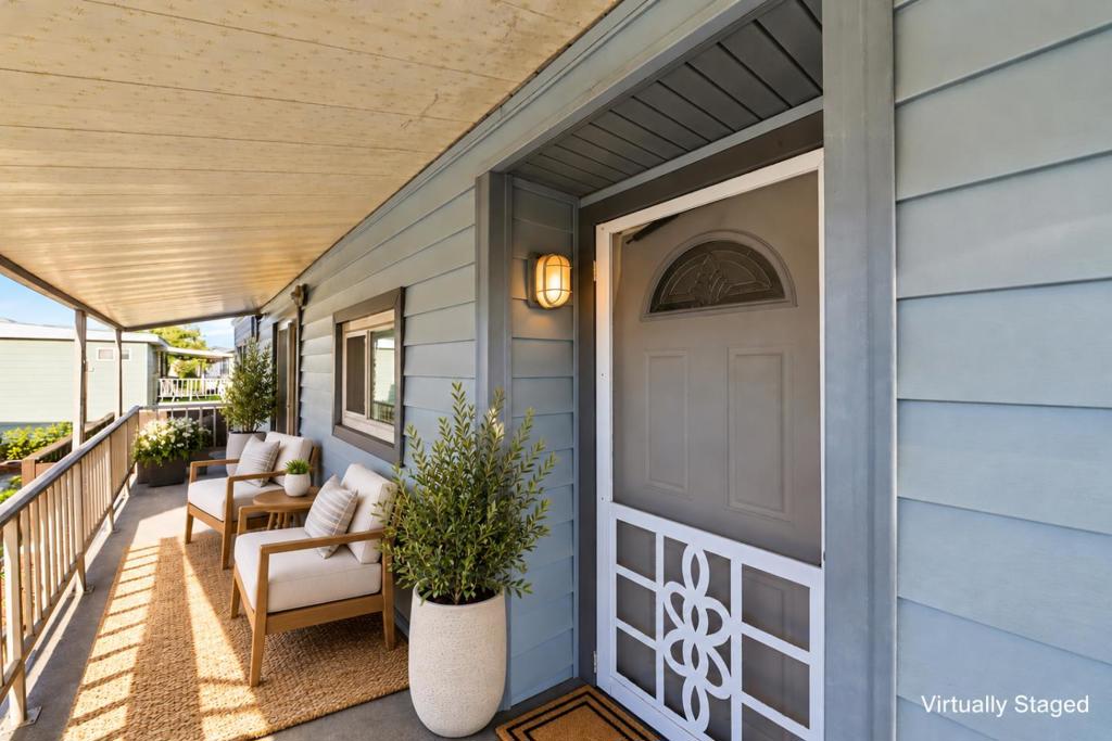 307 Santa Paula 307
