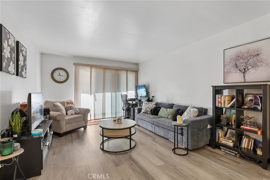 3565 Linden Avenue 165
