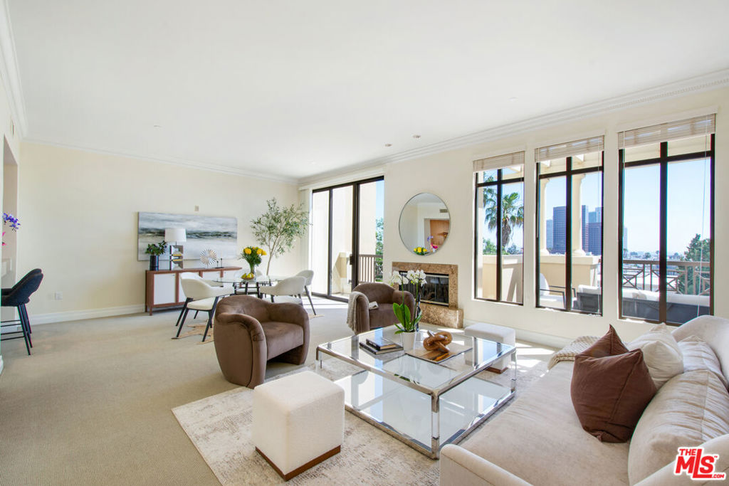 11847 Gorham Avenue 403