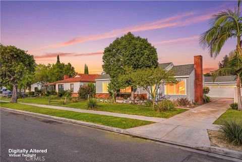 Photo of 4456 Boyar Ave, Long Beach, CA 90807 (MLS # OC26042936)