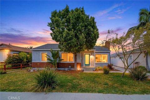 Photo of 4456 Boyar Ave, Long Beach, CA 90807 (MLS # OC26042936)