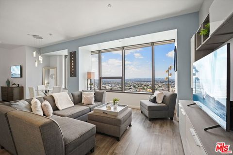 Photo of 1100 Wilshire Boulevard #2201, Los Angeles, CA 90017 (MLS # 26673315)