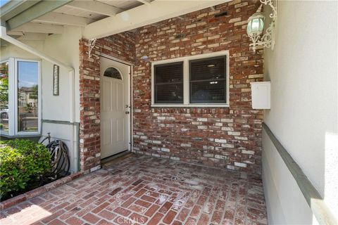 Photo of 10723 Cochran Avenue, Riverside, CA 92505 (MLS # IV25188875) Photo of 10723 Cochran Avenue, Riverside, CA 92505 (MLS # IV25188875)