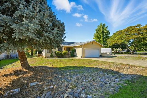Photo of 19575 Old Creek Rd, Hidden Valley Lake, CA 95467 (MLS # LC25243515) Photo of 19575 Old Creek Rd, Hidden Valley Lake, CA 95467 (MLS # LC25243515)